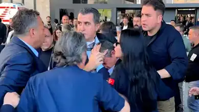 Özgür Özel Saldırıya Uğradı! Tepkiler Çığ Gibi